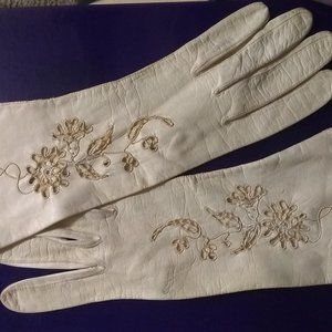 Vintage Italian fine leather, embroidered gloves